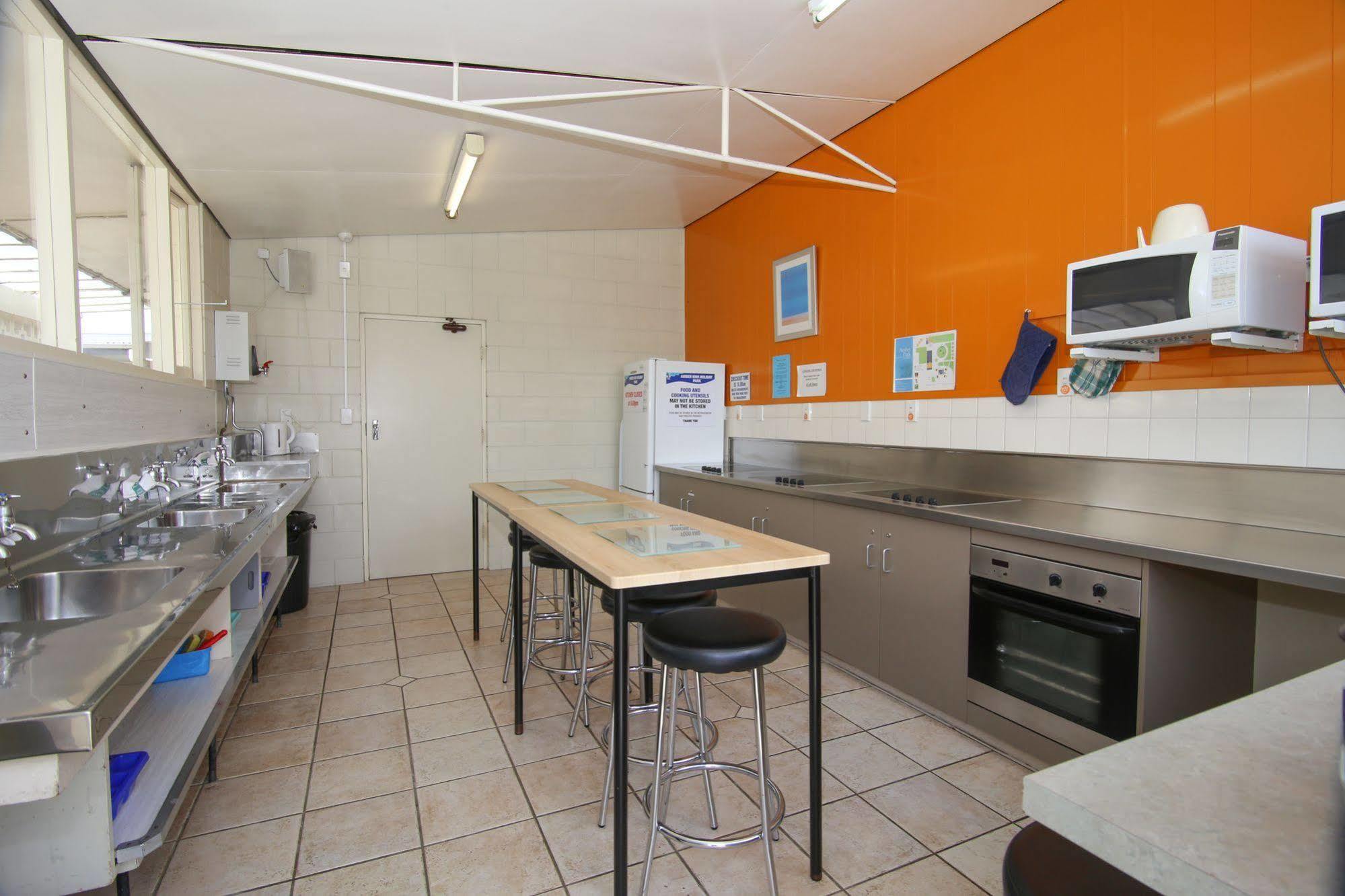 Amber Kiwi Holiday Park&Motels Christchurch Buitenkant foto